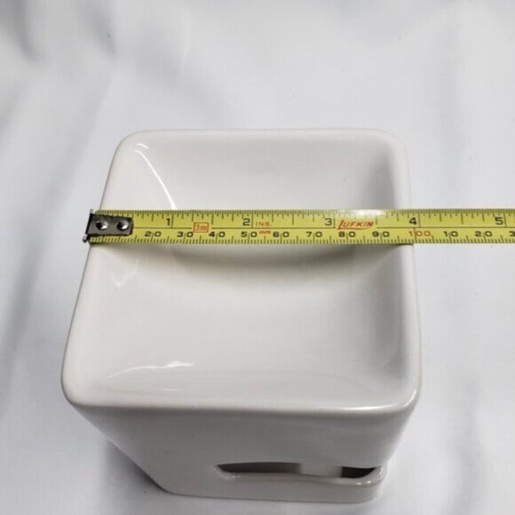 Torre & Tagus Tealight Holder Wax Melter Oil Diffuser White Ceramic - Picture 8 of 13